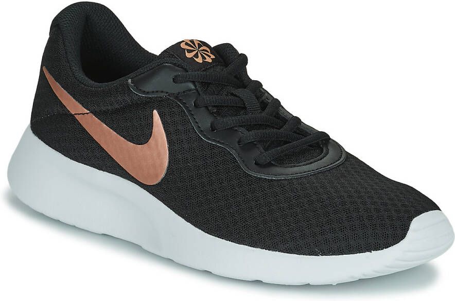 Nike Lage Sneakers WMNS TANJUN