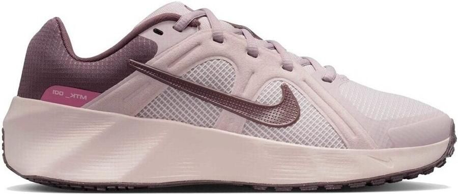 Nike metro tek in de kleur roze