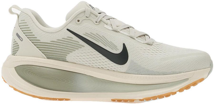 Nike Hardloopschoenen Chaussures de running vomero 18 mousse ZoomX