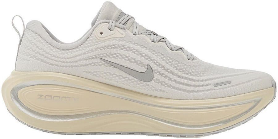 Nike Hardloopschoenen Chaussures de running vomero plus mousse ZoomX