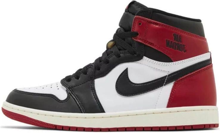 Nike Hoge Sneakers 1 Retro High OG Black Toe Reimagined
