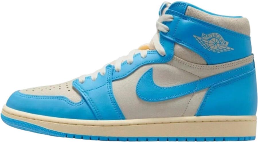 Nike Hoge Sneakers 1 Retro High OG UNC Reimagined