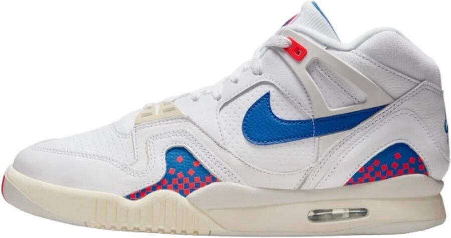 Nike Hoge Sneakers Air Tech Challenge II Pixel Court (2025)