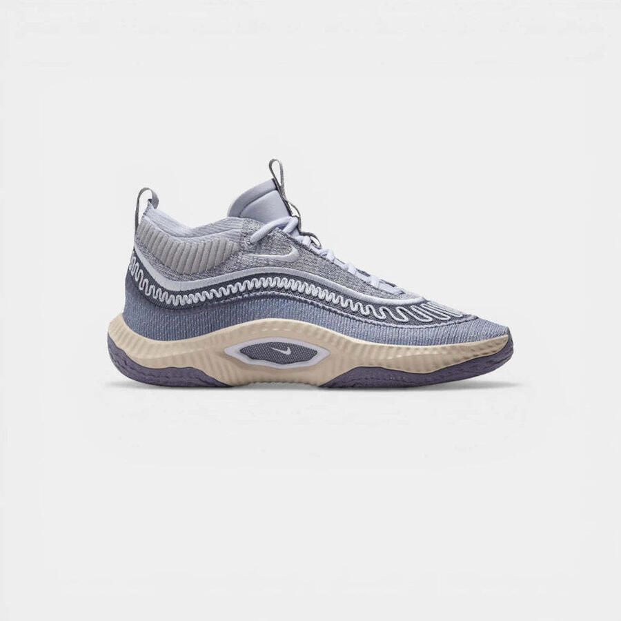 Nike Hoge Sneakers Cosmic Unity 3 Be True To Her School