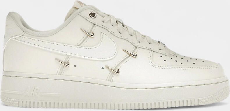 Nike Lage Sneakers Air Force 1 '07 LX CN Sail Gold Mini Swooshes ( 's)