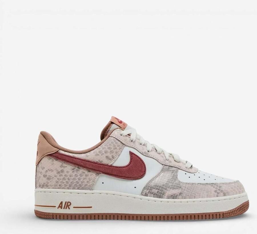 Nike Lage Sneakers Air Force 1 07 Lv8