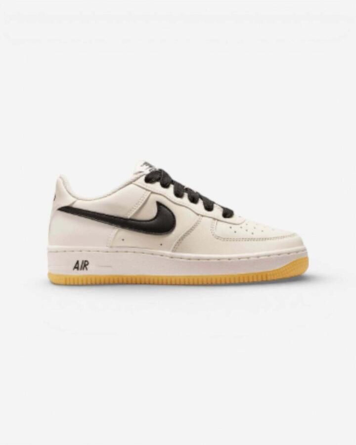 Nike Lage Sneakers Air Force 1 Low LV8 Soft Pearl Gum Black (GS)