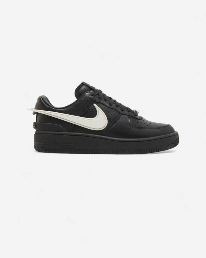 Nike Lage Sneakers Air Force 1 Low SP AMBUSH Black