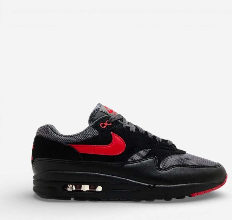 Nike Lage Sneakers Air Max 1 Essential "Blach University Red"