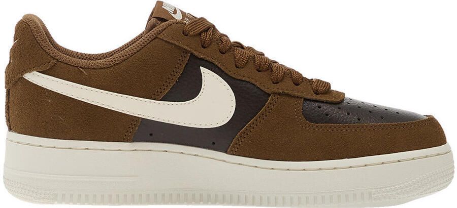 Nike Lage Sneakers Baskets air force 1 07 cuir