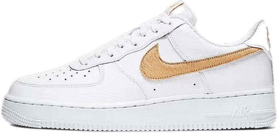 Nike Lage Sneakers Baskets Air Force 1 LV8 cuir