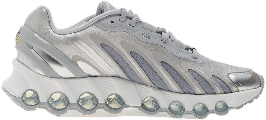Nike Lage Sneakers Baskets air max dn8 gris argent