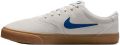Nike Lage Sneakers Baskets charge suede daim - Bruin