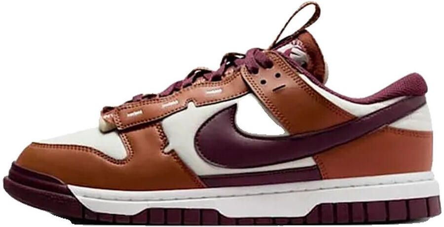 Nike Dunk Low Jumbo Dunk in bruin formaten: 42.5