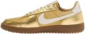Nike Lage Sneakers Baskets field general cuir - Goud