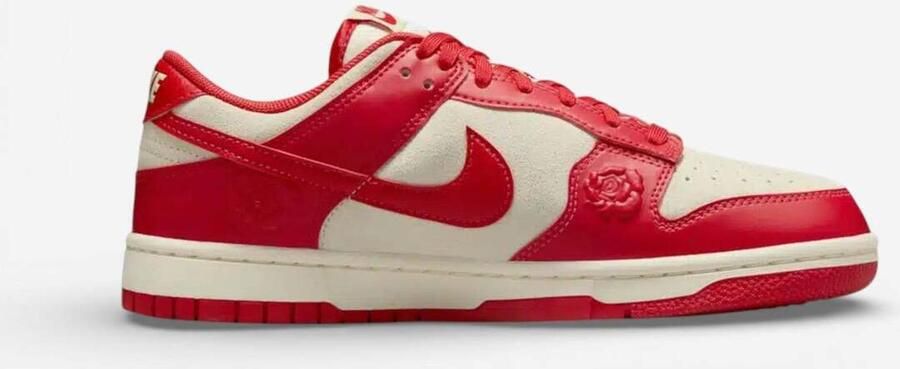 Nike Lage Sneakers Dunk Low Red Roses (Women's)