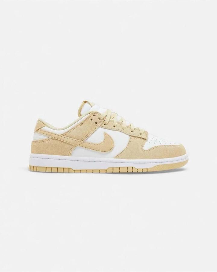 Nike Lage Sneakers Dunk Low SE Team Gold Suede
