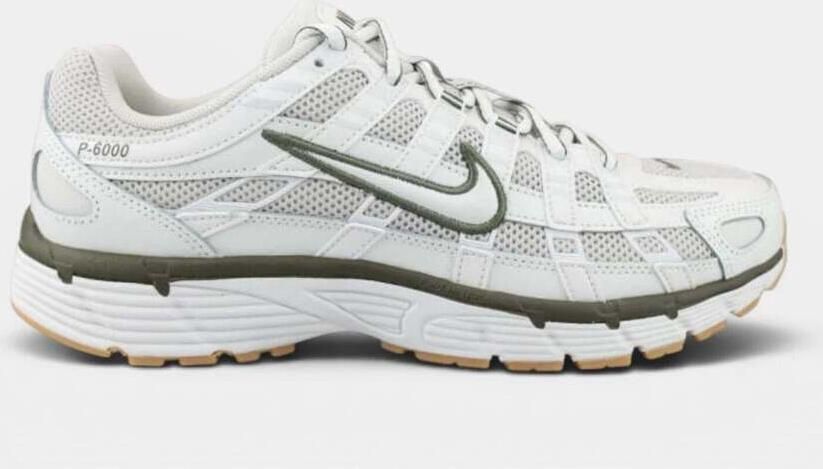 Nike Lage Sneakers P-6000 Light Bone Medium Olive Gum