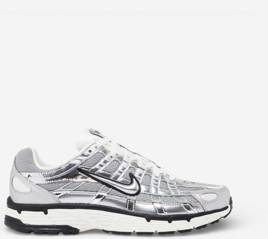 Nike Lage Sneakers P-6000 Metallic Silver