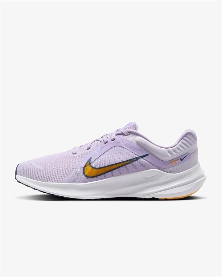Nike Lage Sneakers Quest 5