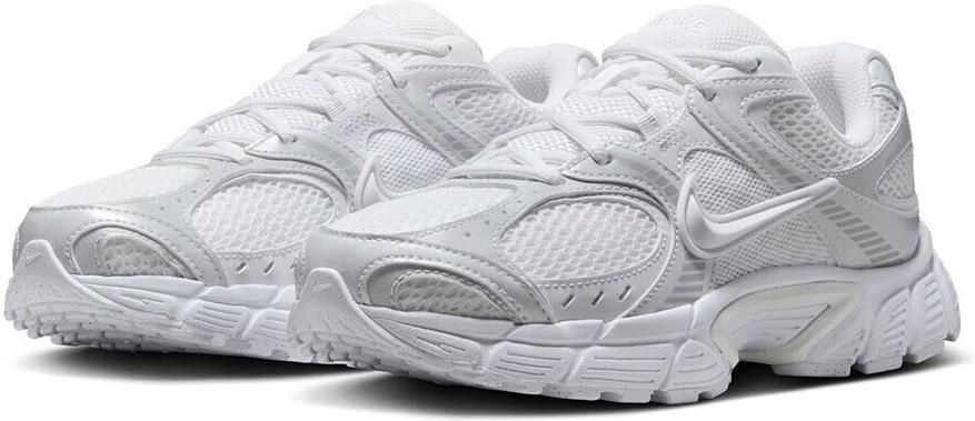 Nike V5 RNR damesschoenen met accenten met reflecterend design Wit - Foto 3