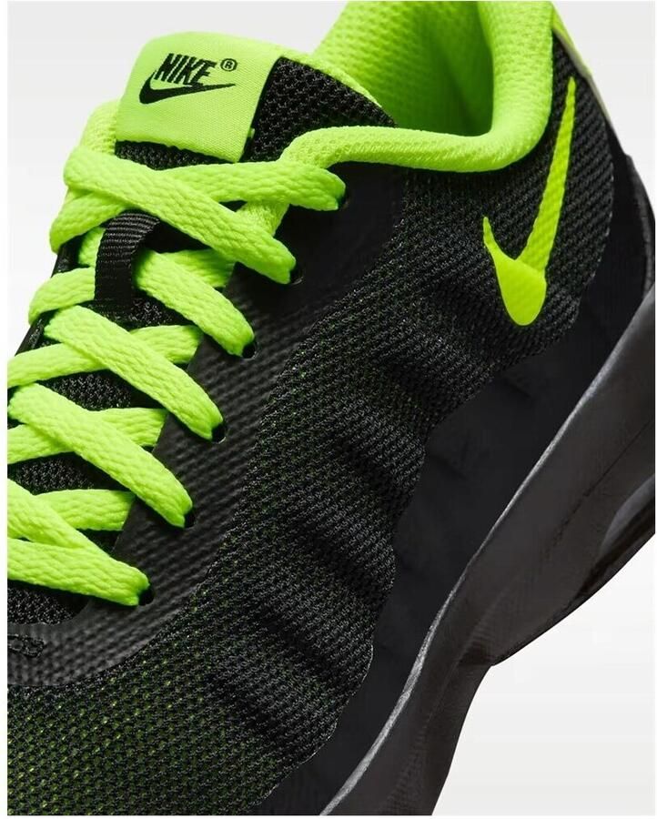 Nike Air Max Invigor Sneakers Zwart Groen - Foto 2