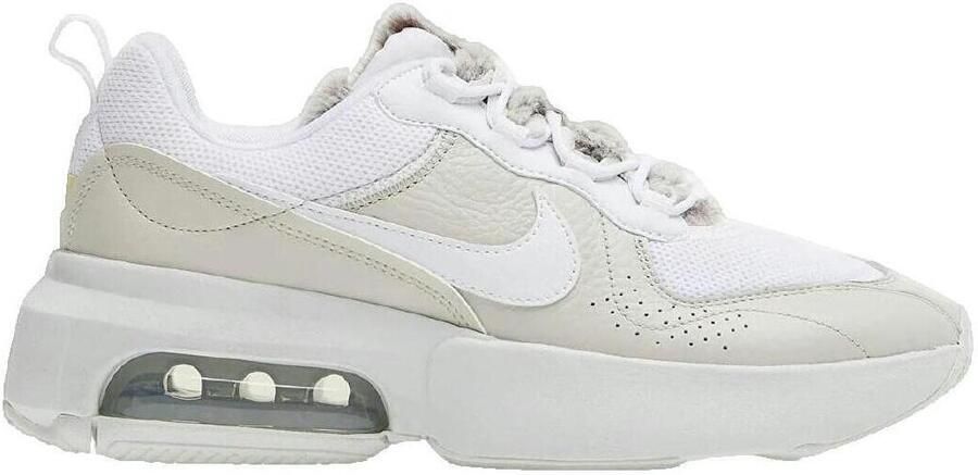 Nike Air Max Verona sneaker met leren details