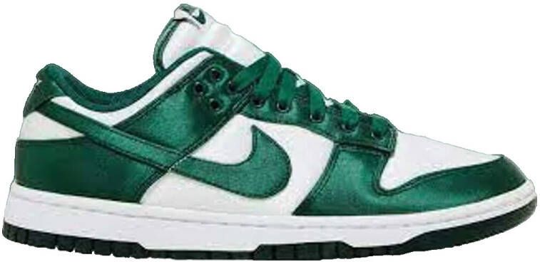 Nike Lage Sneakers Baskets Dunk Low satin vert