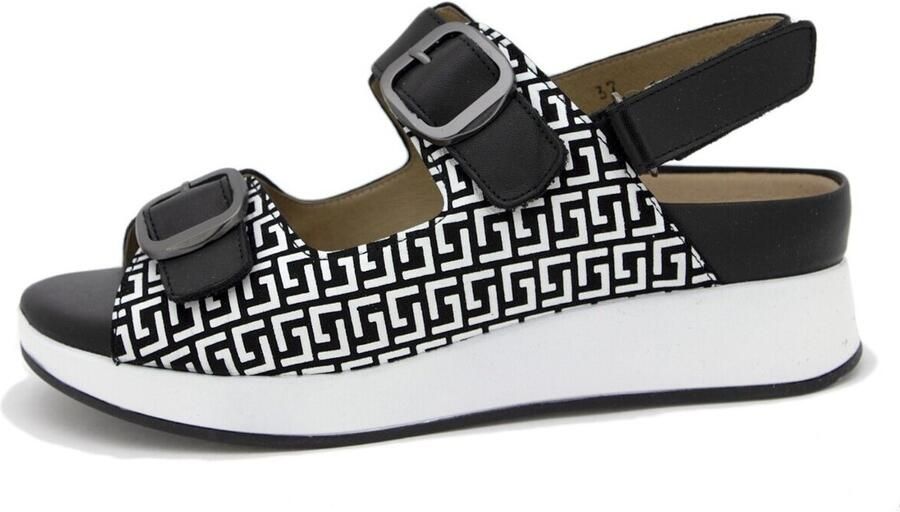 Piesanto Sandalen 250427