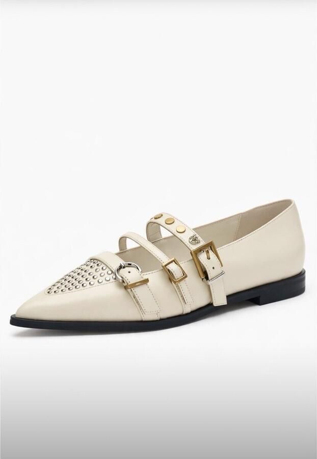 Pinko Pointed Toe Leather Shoes in beige - Foto 4