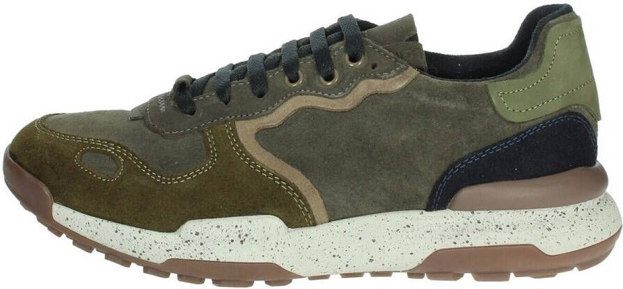 Pregunta Hoge Sneakers 242U102