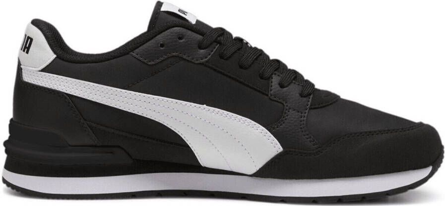 Puma Sneakers