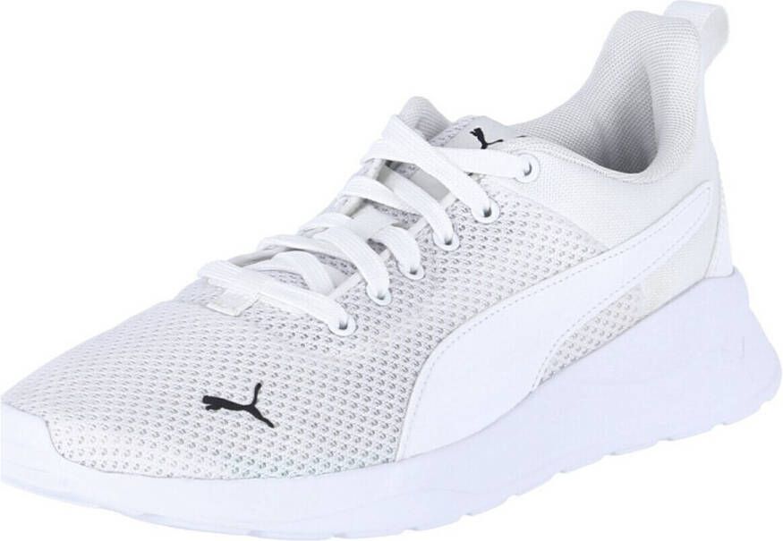 Puma Sneakers