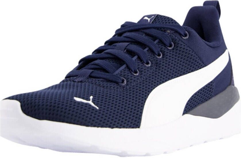 Puma Sneakers