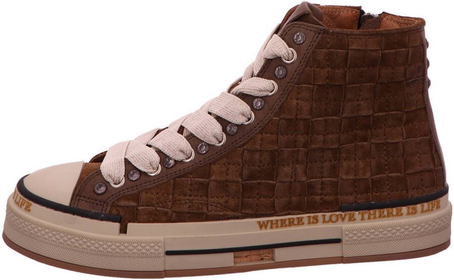 Rebecca White Hoge Sneakers