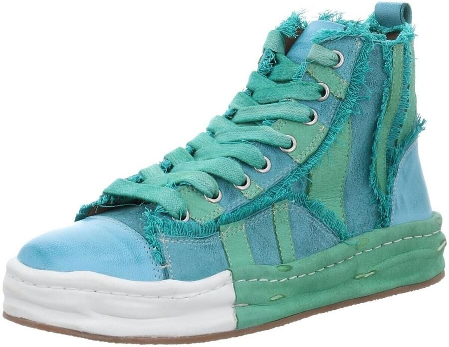 Rebecca White Hoge Sneakers