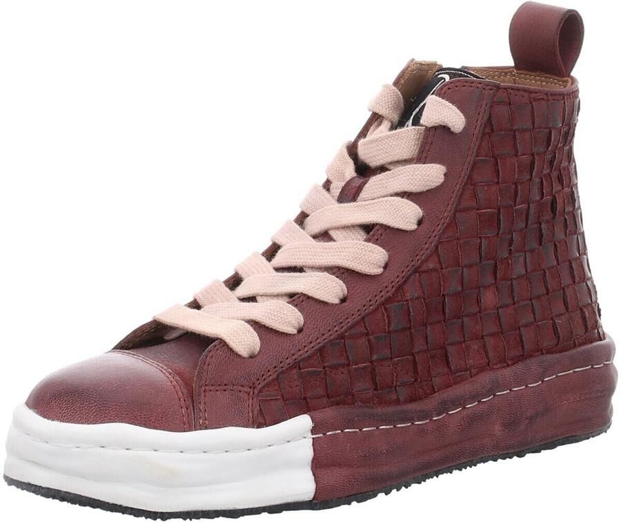 Rebecca White Hoge Sneakers
