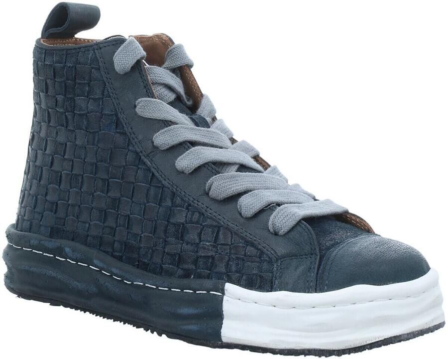 Rebecca White Hoge Sneakers