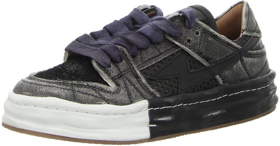 Rebecca White Lage Sneakers