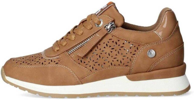 Refresh Sneakers