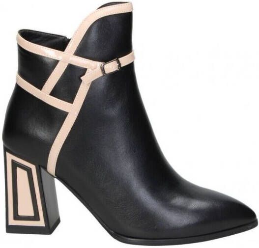 Rock Away Enkellaarzen 84575A