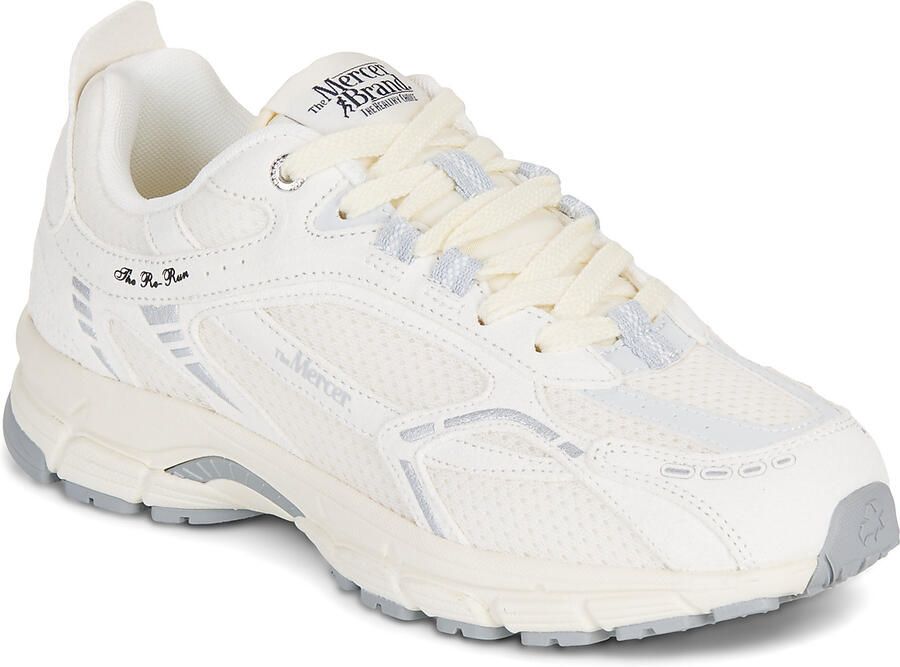 MERCER AMSTERDAM Lage Sneakers Dames The Re-run Vintage Maat: 36 Materiaal: Suède Kleur: Beige