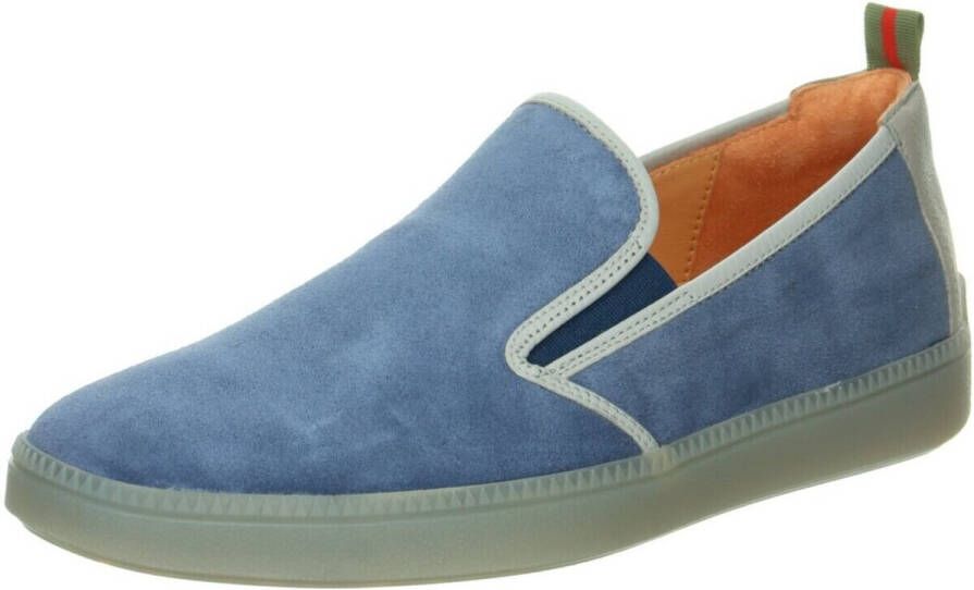 Think Mocassins