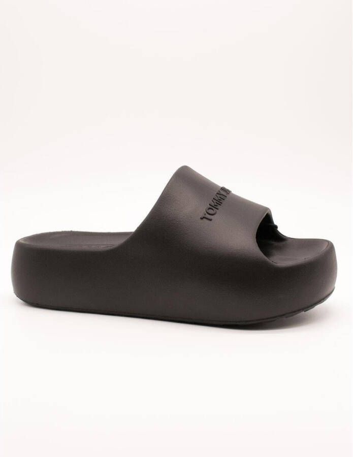 TOMMY JEANS Slippers TJW CHUNKY POOL SLIDE ESS plateau zomerschoen instapschoen comfortabele schoen logo-opdruk