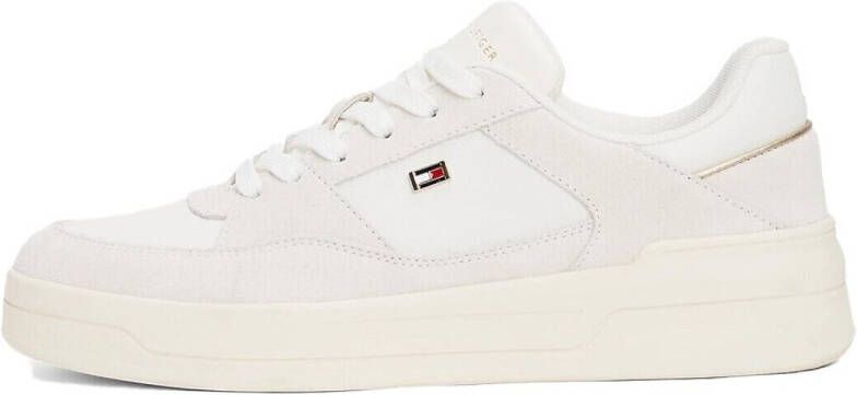 Tommy Hilfiger Plateausneakers ESSENTIAL BASKET SNEAKER vrijetijdsschoen lage schoen veterschoen met logo-embleem - Foto 6