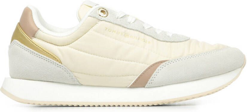 Tommy Hilfiger Plateausneakers ESSENTIAL RUNNER vrijetijdsschoen lage schoen veterschoen met contrastafwerkingen