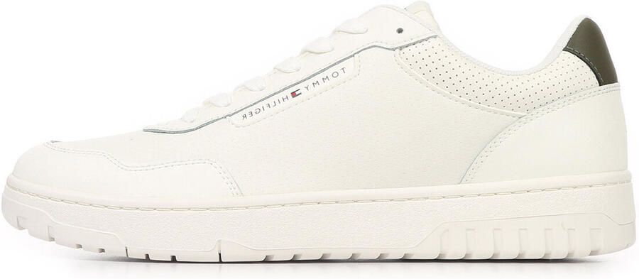 TOMMY HILFIGER Sneakers laag 'Basket Core' olijfgroen wit