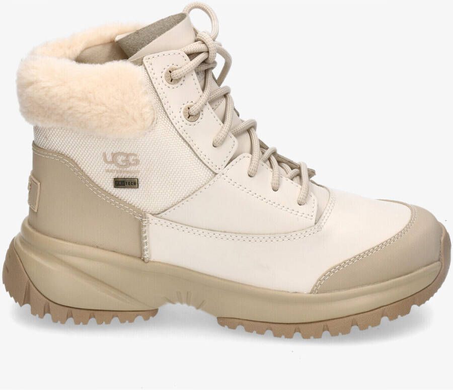 Ugg Enkellaarzen YOSE FLUFFE V2