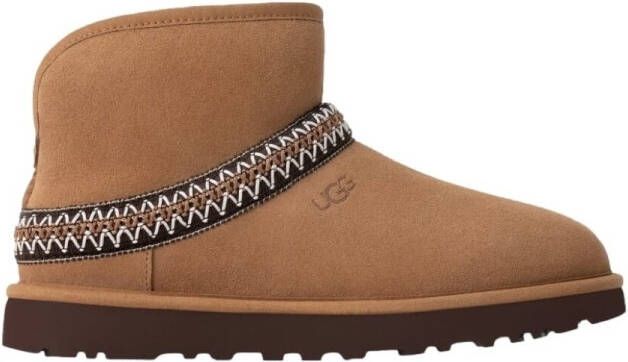Ugg Laarzen Classic Ultra Mini Crescent Boots Chestnut