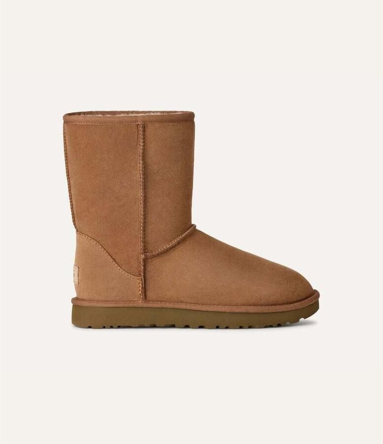 Ugg Laarzen Classic Short II Chestnut